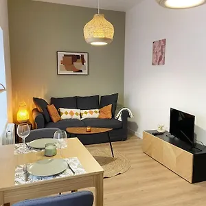 studio-le-marengo-dans-le-centre-de-st-etienne.hotels-rhonealpes.com/